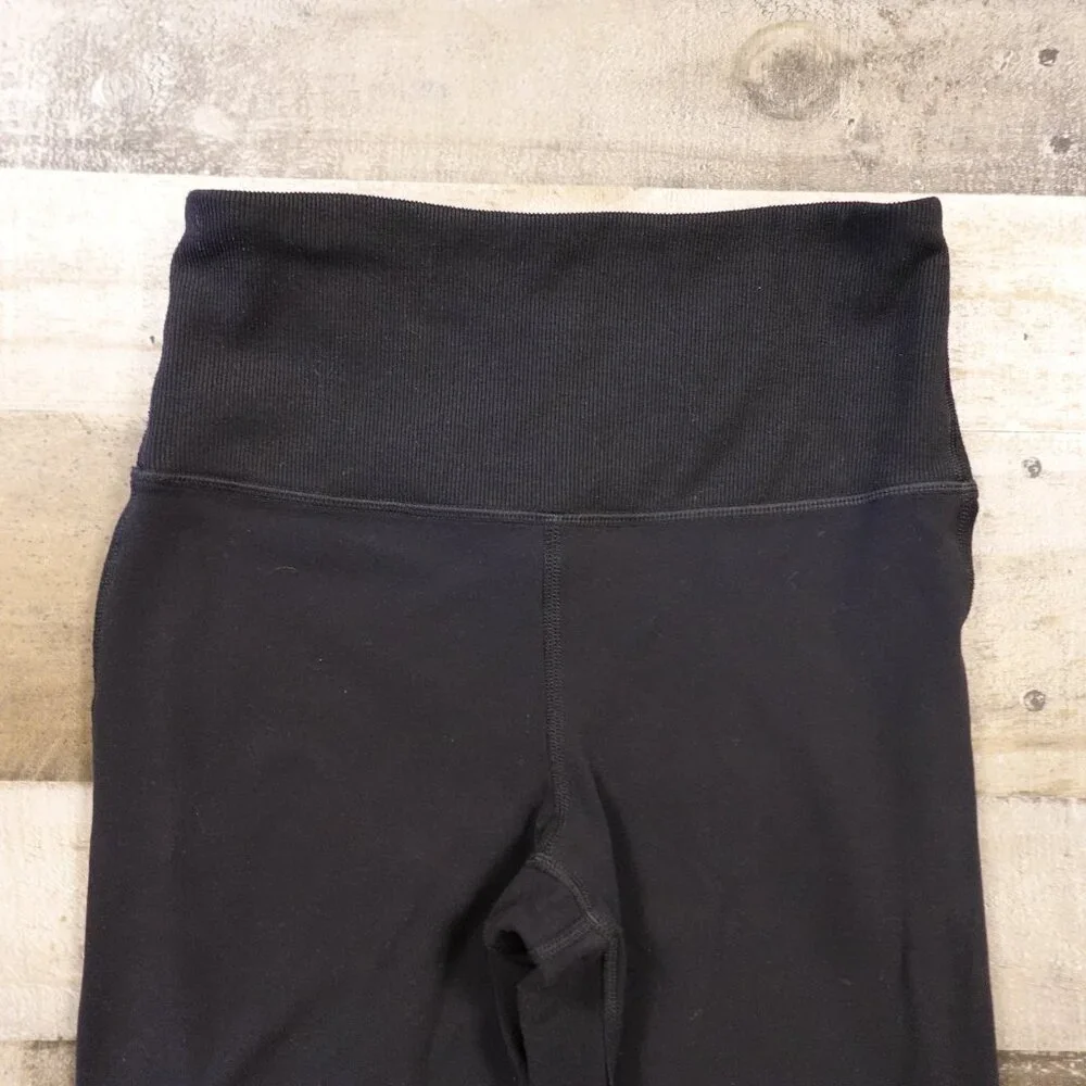 Athleta Studio Flare Pant Women’s XS‎ Black Yoga Athletic 33” Inseam